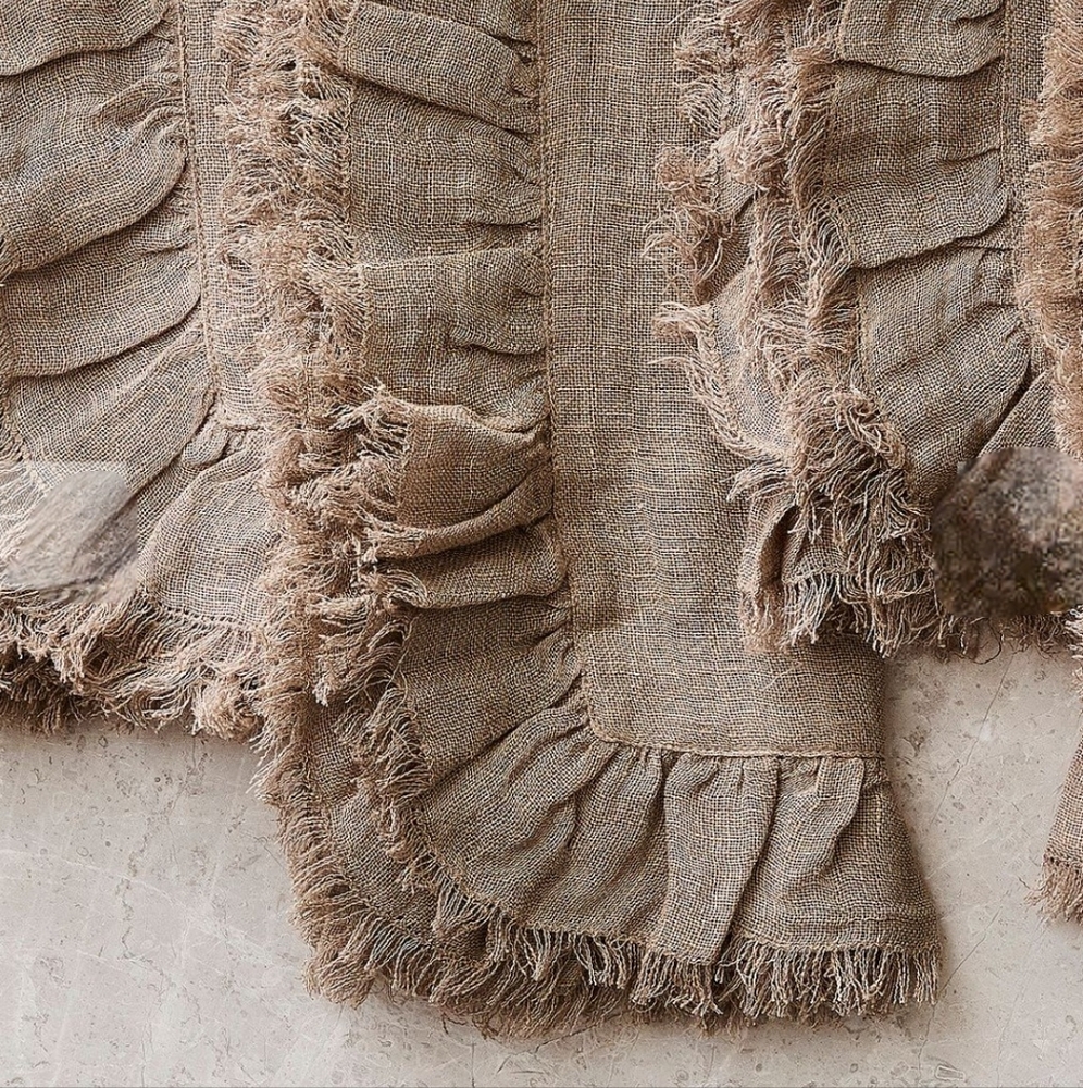 West Elm Ruffle Linen Napkin Set - Picture 7 of 9